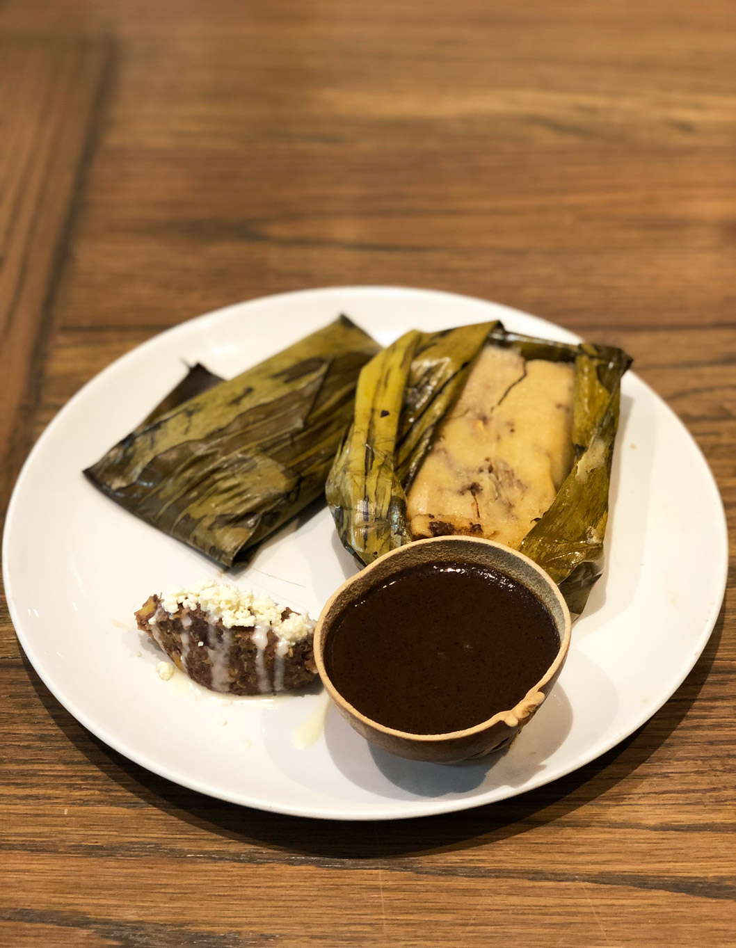 Tamal Oaxaqueño. . . . . . . . . . . $ 75